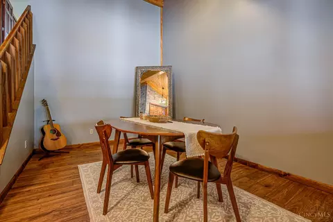 Dining - 7674 Briargreen Ln, Cincinnati, OH 45248 photo 2 of 2