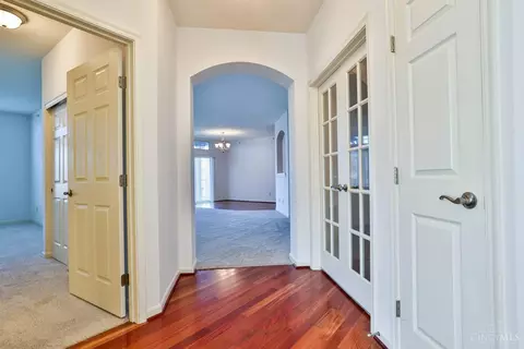 Entry Way - 7589 Skyview Cir, Cincinnati, OH 45248 photo 1 of 1