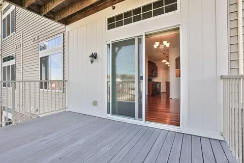 Exterior - 7589 Skyview Cir, Cincinnati, OH 45248 photo 4 of 7