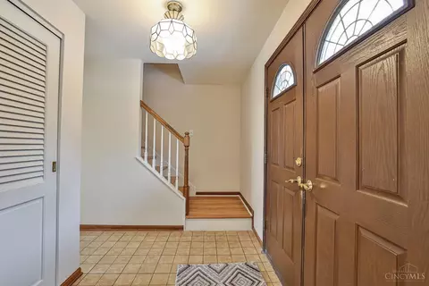 2117 Berrypatch Dr, Cincinnati, OH 45244 photo 5