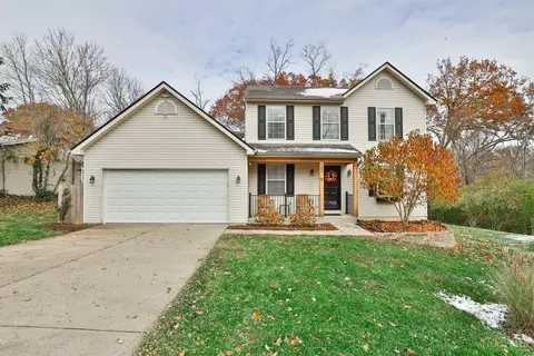22 Iroquois Dr, Loveland, OH 45140