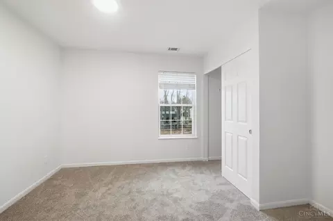 Bedroom - 532 Sugar Maple Ct, Cincinnati, OH 45255 photo 1 of 8