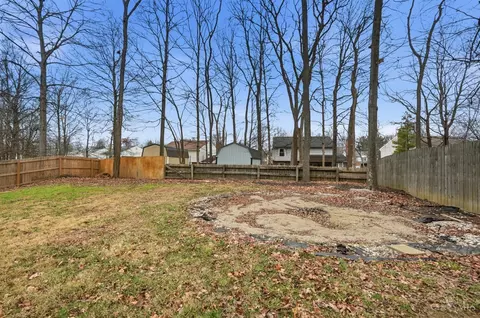 Exterior - 532 Sugar Maple Ct, Cincinnati, OH 45255 photo 13 of 15