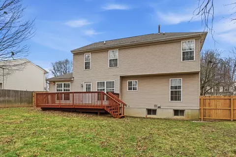 Exterior - 532 Sugar Maple Ct, Cincinnati, OH 45255 photo 11 of 15