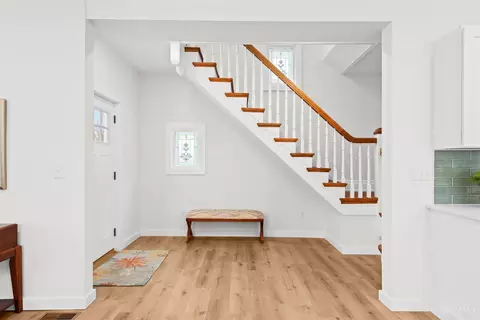 Entry Way - 4714 Castle Pl, Cincinnati, OH 45227 photo 1 of 5