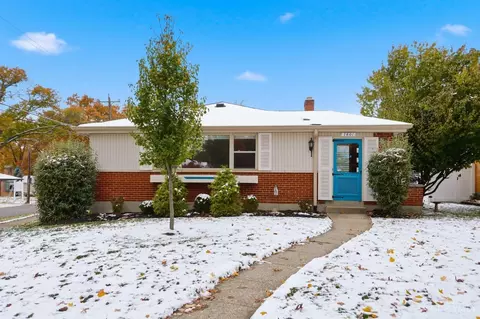 7801 Colton Ln, Deer Park, OH 45236