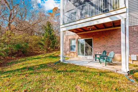 Exterior - 1037 Lost Xing, Cincinnati, OH 45231 photo 6 of 9