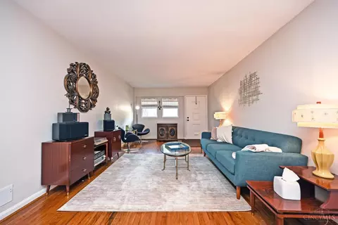 8627 Mockingbird Ln, Cincinnati, OH 45231 photo 6