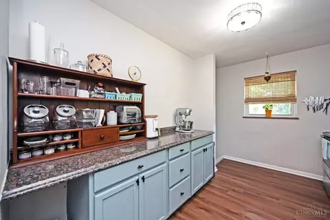 8627 Mockingbird Ln, Cincinnati, OH 45231 photo 11