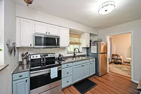 8627 Mockingbird Ln, Cincinnati, OH 45231 photo 9
