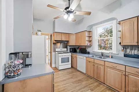 Kitchen - 5524 Lester Rd, Cincinnati, OH 45213 photo 1 of 4