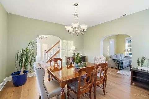 Dining - 5524 Lester Rd, Cincinnati, OH 45213 photo 3 of 3