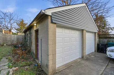 Exterior - 5524 Lester Rd, Cincinnati, OH 45213 photo 14 of 15