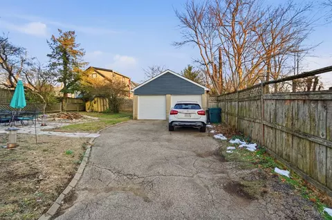 Exterior - 5524 Lester Rd, Cincinnati, OH 45213 photo 15 of 15