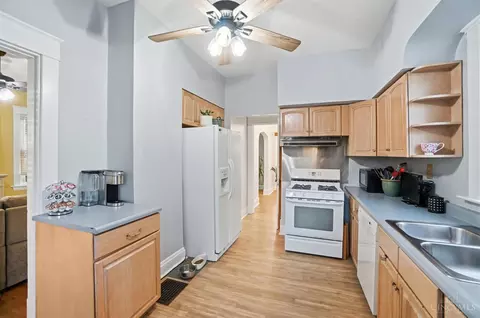 Kitchen - 5524 Lester Rd, Cincinnati, OH 45213 photo 2 of 4
