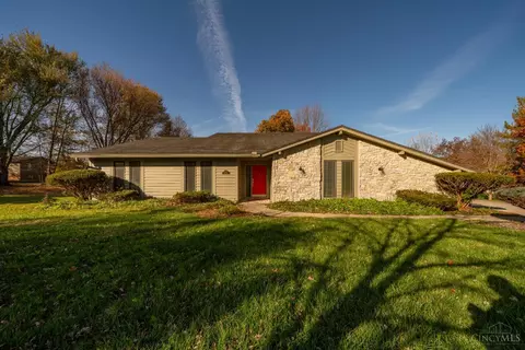 2550 Chess Wood Pt, Centerville, OH 45458