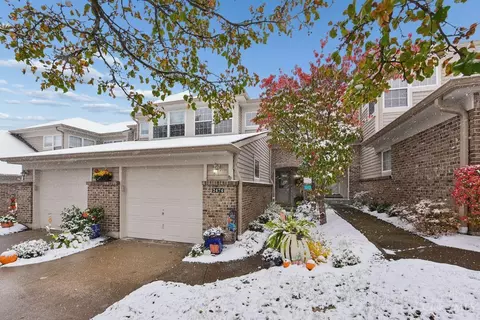 2474 Walnutview Ct, Cincinnati, OH 45230