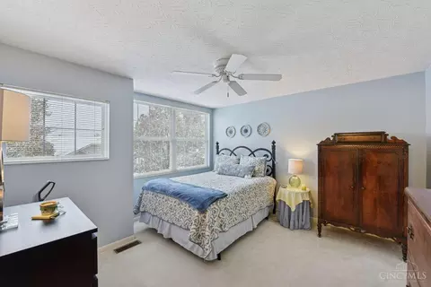 2474 Walnutview Ct, Cincinnati, OH 45230 photo 18
