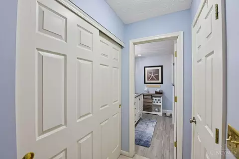 2474 Walnutview Ct, Cincinnati, OH 45230 photo 26