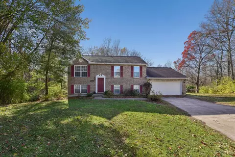 1221 Nottingham Rd, Amelia, OH 45102
