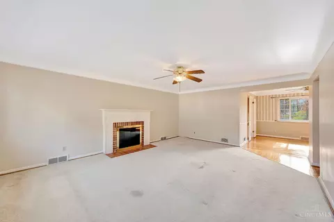 Living - 625 Marview Ter, Cincinnati, OH 45231 photo 1 of 6