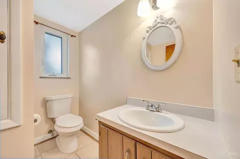 Bath - 625 Marview Ter, Cincinnati, OH 45231 photo 1 of 3