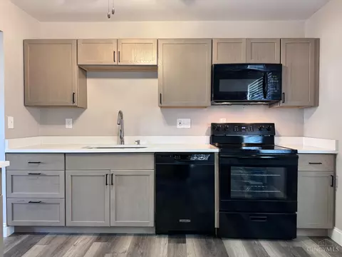 Kitchen - 203 Michael Ave, Hamilton, OH 45011 photo 1 of 4