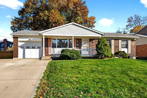 1682 Yellowglen Dr, Cincinnati, OH 45255