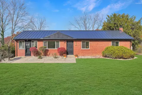 3558 Lobelia Dr, Blue Ash, OH 45241