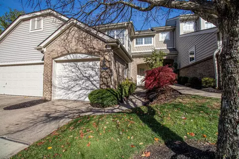 6531 Silverfox Dr, Cincinnati, OH 45230 photo 2