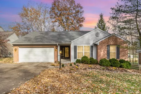 2354 Neeb Rd, Cincinnati, OH 45233