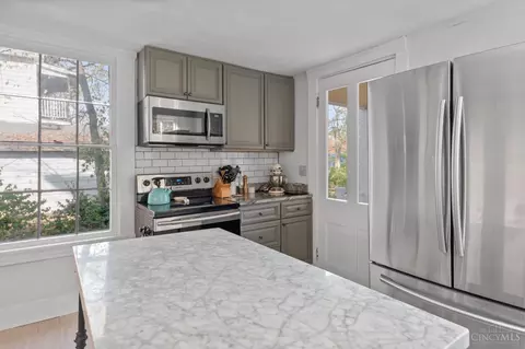 Kitchen - 30 Sharon Rd, Glendale, OH 45246 photo 4 of 4
