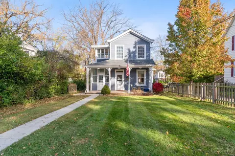 30 Sharon Rd, Glendale, OH 45246