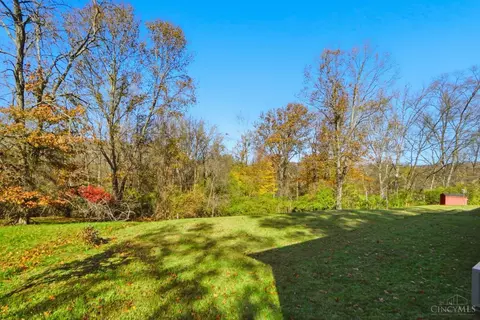 Exterior - 679 Ely St, Batavia, OH 45103 photo 6 of 7