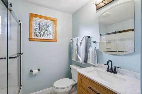 Bath - 679 Ely St, Batavia, OH 45103 photo 1 of 3