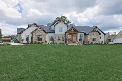 9798 Christian Ct, Hamilton Twp, OH 45140