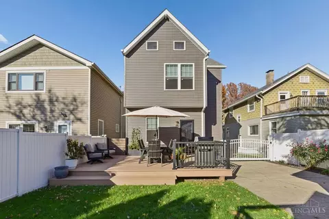 Exterior - 2721 Atlantic Ave, Cincinnati, OH 45209 photo 7 of 8