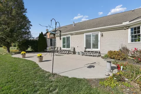 Exterior - 2171 Baas Rd, Batavia, OH 45103 photo 2 of 13