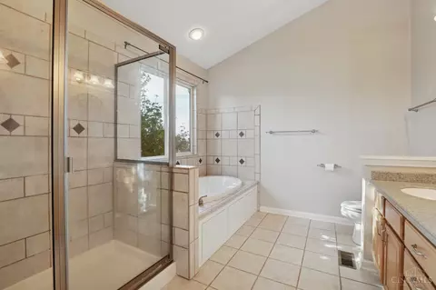 Bath - 2171 Baas Rd, Batavia, OH 45103 photo 3 of 6