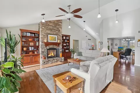 Living - 2171 Baas Rd, Batavia, OH 45103 photo 2 of 5