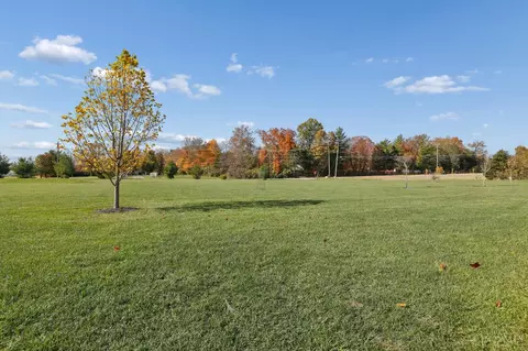 Exterior - 2171 Baas Rd, Batavia, OH 45103 photo 6 of 13
