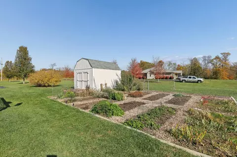 Exterior - 2171 Baas Rd, Batavia, OH 45103 photo 13 of 13