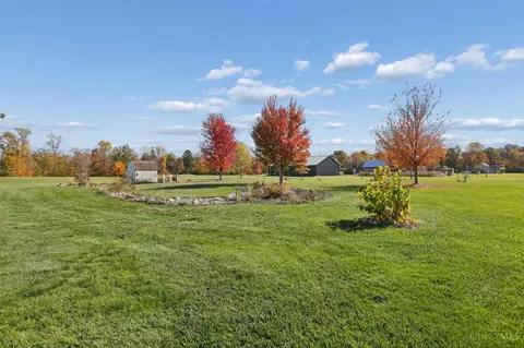 Exterior - 2171 Baas Rd, Batavia, OH 45103 photo 8 of 13