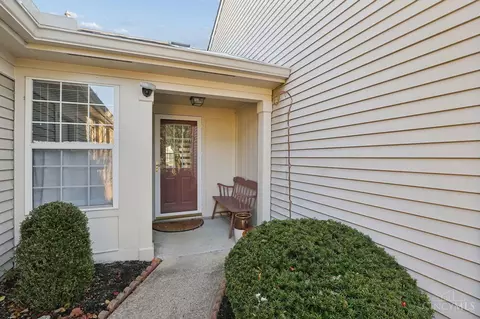 488 Madeira Ct, Cincinnati, OH 45255 photo 4