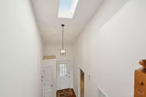 488 Madeira Ct, Cincinnati, OH 45255 photo 21
