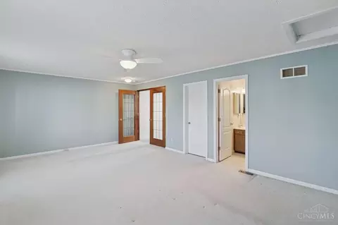 488 Madeira Ct, Cincinnati, OH 45255 photo 24
