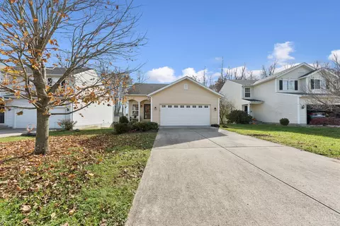 52 Huntington Ave, Amelia, OH 45102