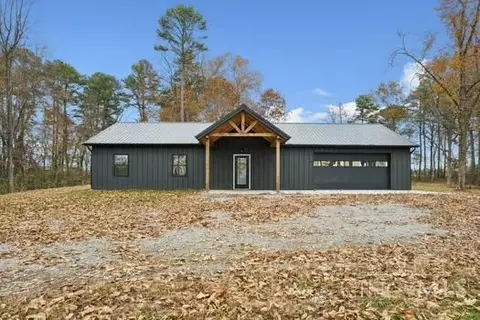 6381 Clark Rd, Hillsboro, OH 45133