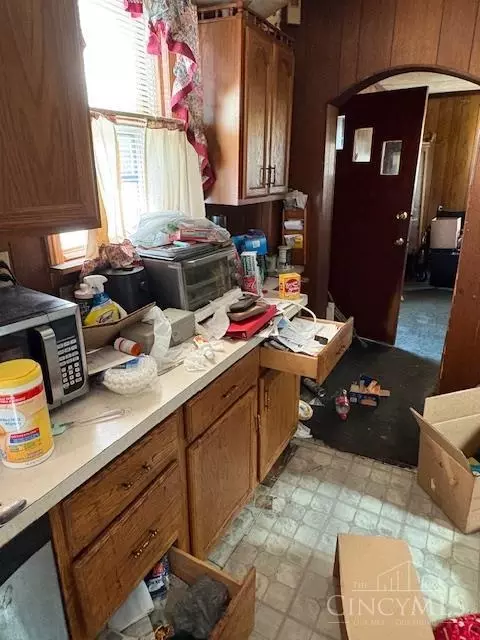 Kitchen - 4439 Eastern Ave, Cincinnati, OH 45226 photo 2 of 2