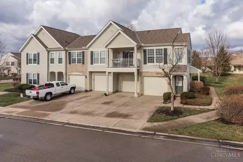 2124 Commons Cir, Batavia, OH 45103